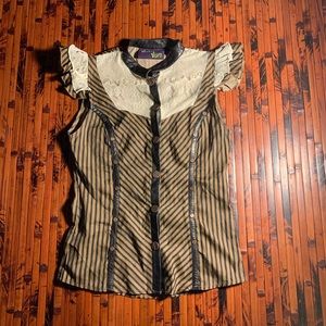 Voodoo Vixen Button Down Blouse size Small